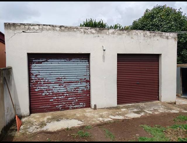 5 BEDROOM HOUSE FOR SALE IN NORKEM PARK